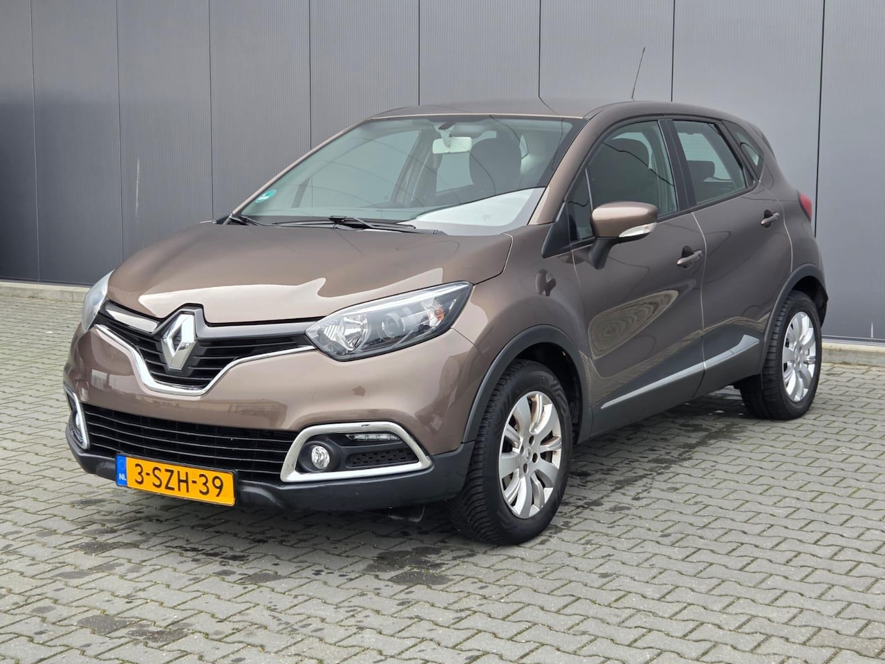Renault Captur - 0.9 TCe Expression 0.9 TCe Expression - AutoWereld.nl