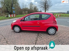 Peugeot 107 - 1.0-12V XR / APK 13-11-26