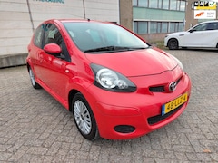 Toyota Aygo - 1.0-12V ( Airco en 5-Deurs )