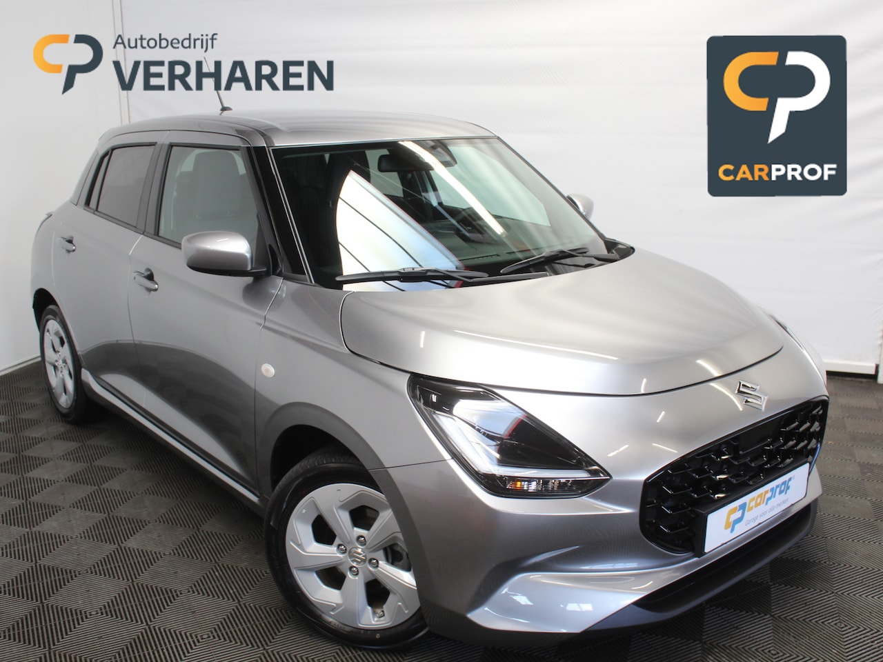 Suzuki Swift - 1.2 Select Smart Hybrid CAMERA | CARPLAY | ADAPCRUISE | DAB | CLIMATE | LED | STOELVERW | - AutoWereld.nl