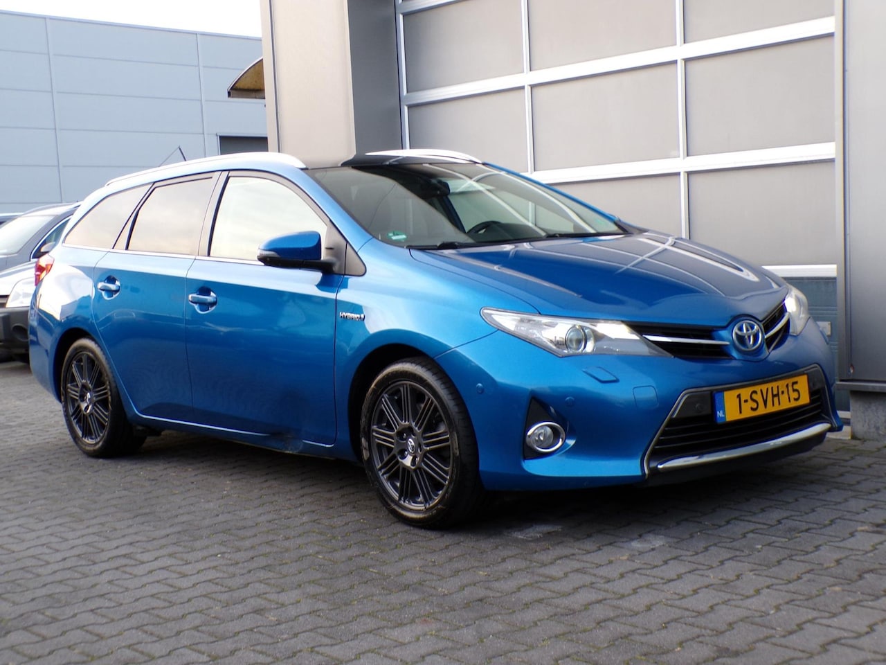 Toyota Auris Touring Sports - 1.8 Hybrid Lease+ Pano/Clima/Stoelverw!! - AutoWereld.nl