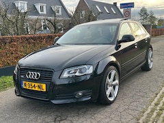 Audi A3 Sportback - 1.4 TFSI Attraction Panorama dak