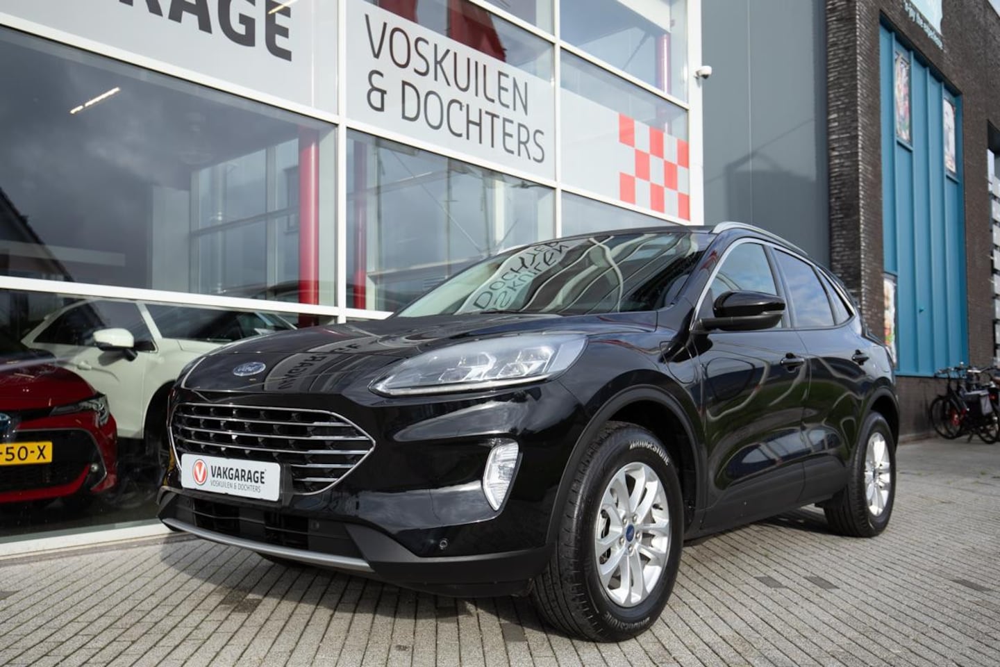 Ford Kuga - 2.5 PHEV Titanium X | Carplay | Plug-in - AutoWereld.nl