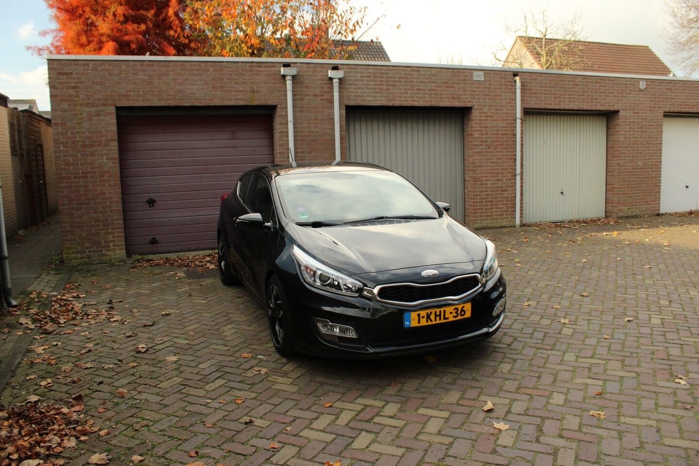 Kia Pro cee'd - 1.6 GDI Business Pack Dealeronderhouden, 2e eigenaar - AutoWereld.nl