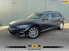 Volkswagen Passat Variant - 1.4 TSI PHEV GTE * Panorama * Camera * Elek. klep * Travel Assist