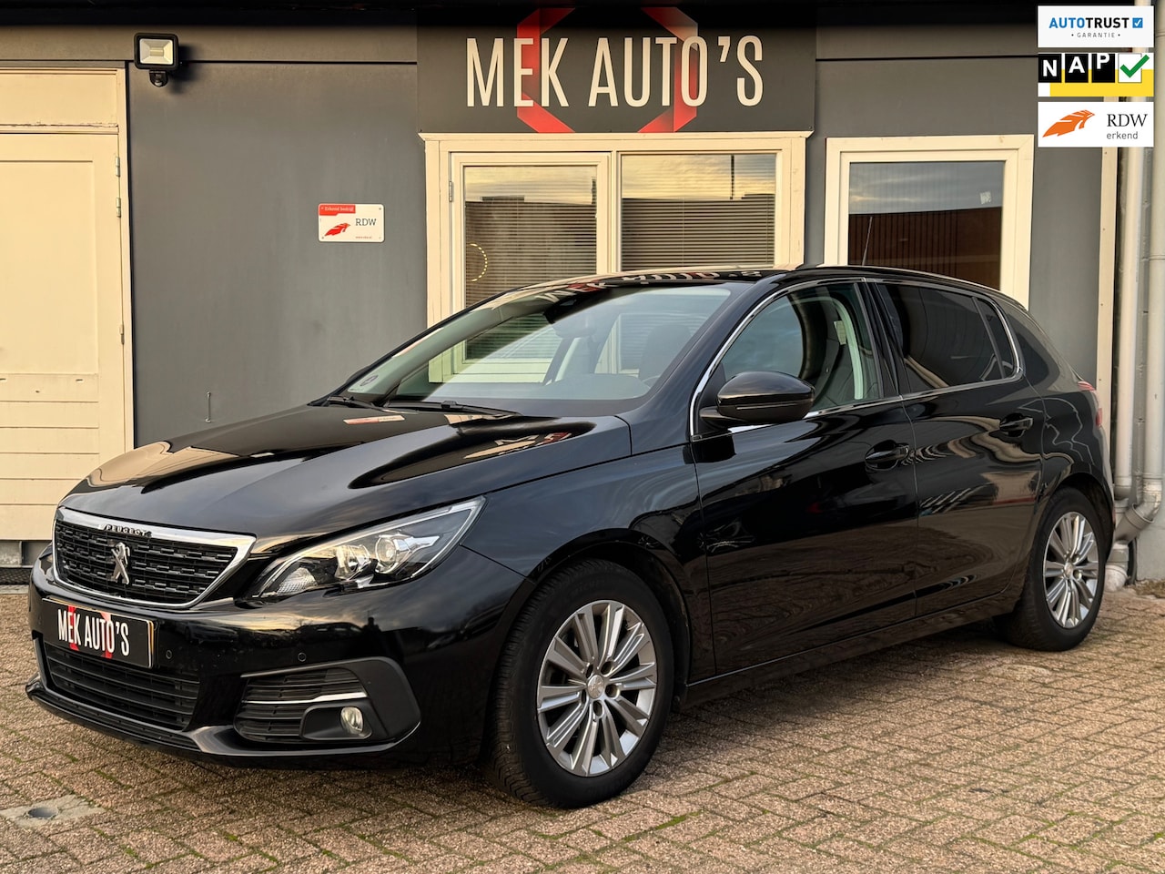 Peugeot 308 - 1.2 PureTech Allure|Navi|Cruise|Climate|Lane Assist| - AutoWereld.nl