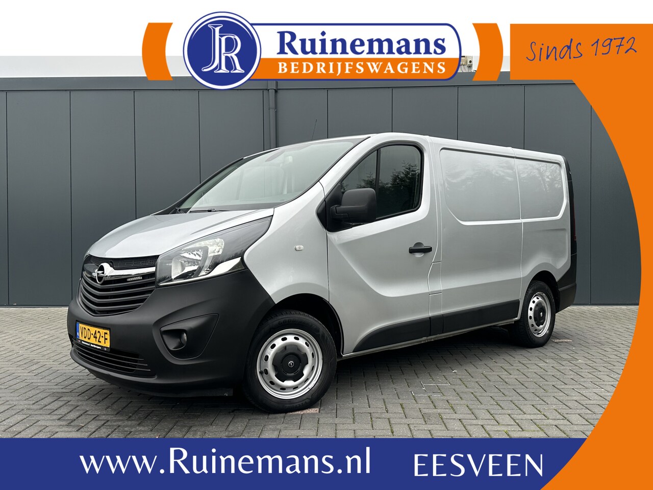 Opel Vivaro - 1.6 CDTI 126 PK / L1H1 / 1e EIG. / TREKHAAK / ACHTERKLEP / AIRCO / CRUISE / NAVI / CAMERA - AutoWereld.nl