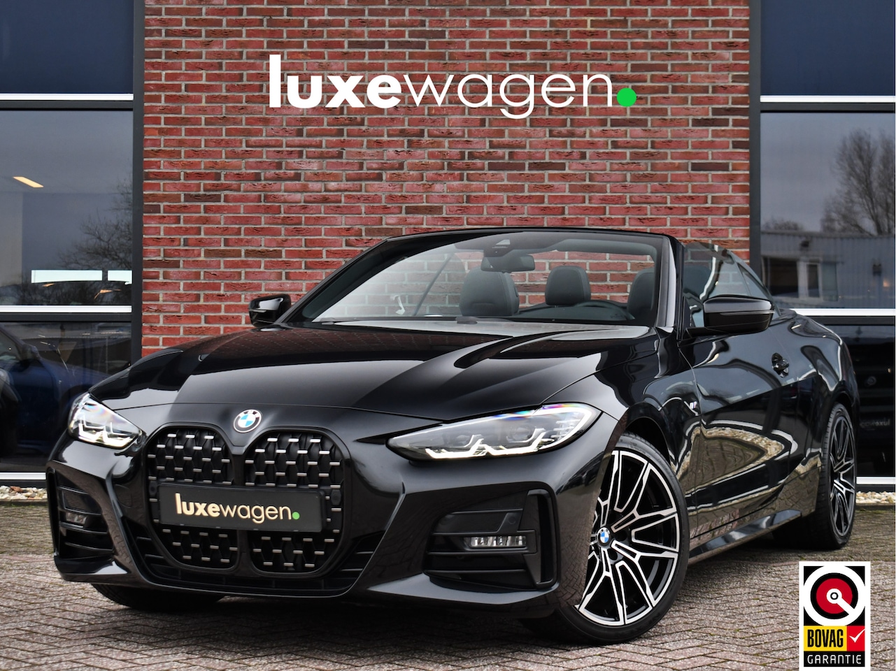 BMW 4-serie Cabrio - 420i M-Sport 19inch Nekverw Adp-demping - AutoWereld.nl