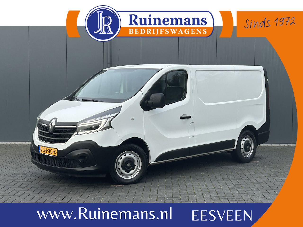 Renault Trafic - 2.0 dCi 146 PK AUTOMAAT / L1H1 / 1e EIG. / 55.256 KM !! / AIRCO / CRUISE / NAVI / APPLE CA - AutoWereld.nl