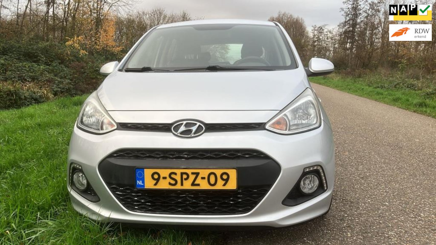 Hyundai i10 - 1.0i i-Motion Comfort Plus 1.0i i-Motion Comfort Plus - AutoWereld.nl