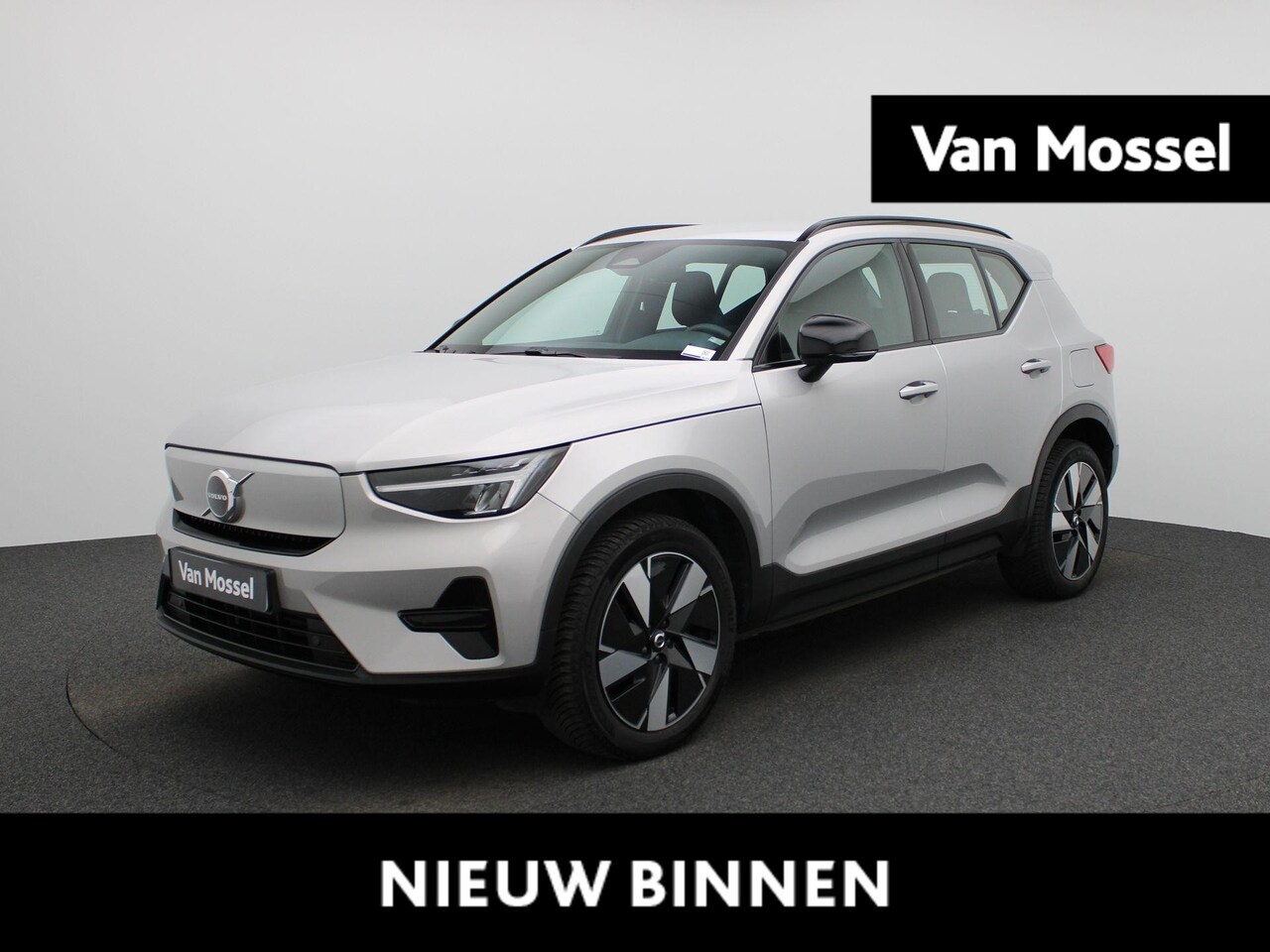 Volvo XC40 - Recharge Extended Range Plus | Automaat | Virtual cockpit | Apple & Android Carplay | Park - AutoWereld.nl