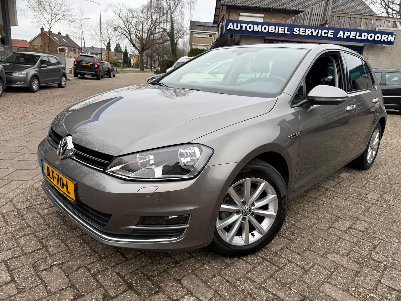 Volkswagen Golf - 1.2 TSI Trendline * CLIMA*STOELVERW.*CRUISE*AUTO HOLD*DIML. AUTOM*PDC* - AutoWereld.nl