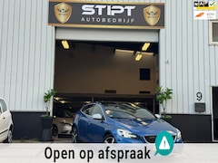 Volvo V40 - 1.5 T3 Polar+ Sport|R DESIGN|AUTOMAAT|ALCANTARA|DEALER ONDERHOUDEN