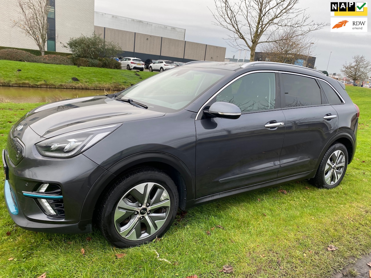 Kia e-Niro - 2019 * ExecutiveLine 64 kWh * 188.000 KM * MARGE - AutoWereld.nl