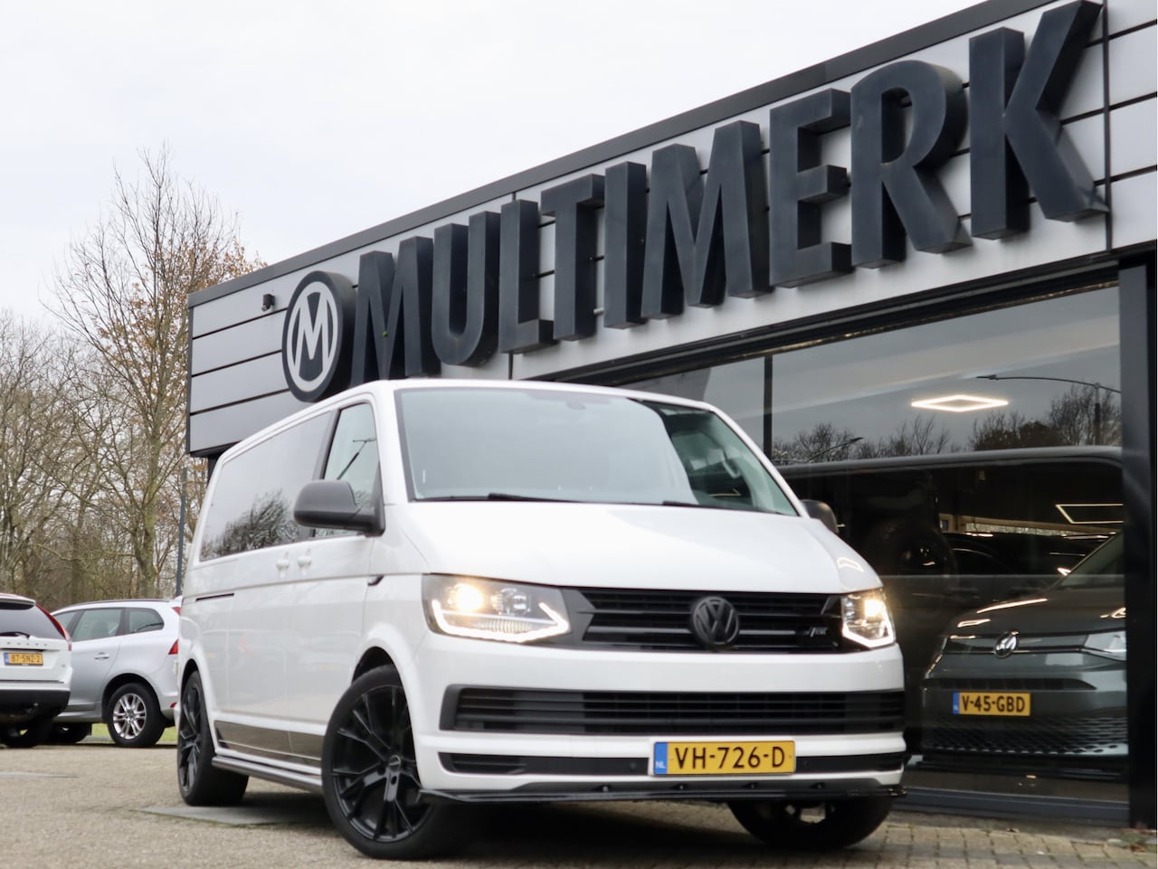 Volkswagen Transporter - 2.0 TDI 140PK 6 BAK LUXE DUBBELE CABINE - AutoWereld.nl