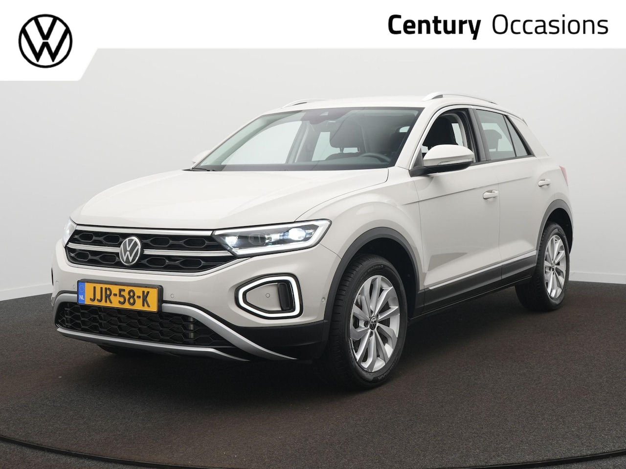 Volkswagen T-Roc - 1.5 TSI Style DSG / Camera / Virtual / Elek. Klep - AutoWereld.nl