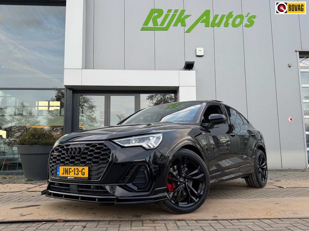 Audi Q3 Sportback - 45 TFSI quattro S-Line * Pano * Black Pack * trekhaak - AutoWereld.nl
