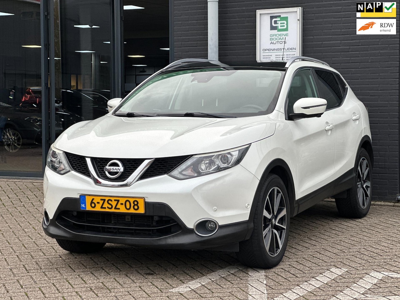 Nissan Qashqai - 1.2 Tekna +/PANO-DAK/CAMERA/NAVI/LEDER/NL-AUTO NAP!! - AutoWereld.nl