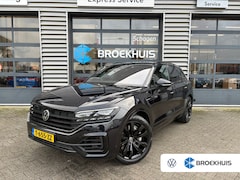 Volkswagen Touareg - 3.0 TSi 462 PK 4MOTION R | Luchtvering | Panorama | Standkachel | Trekhaak |