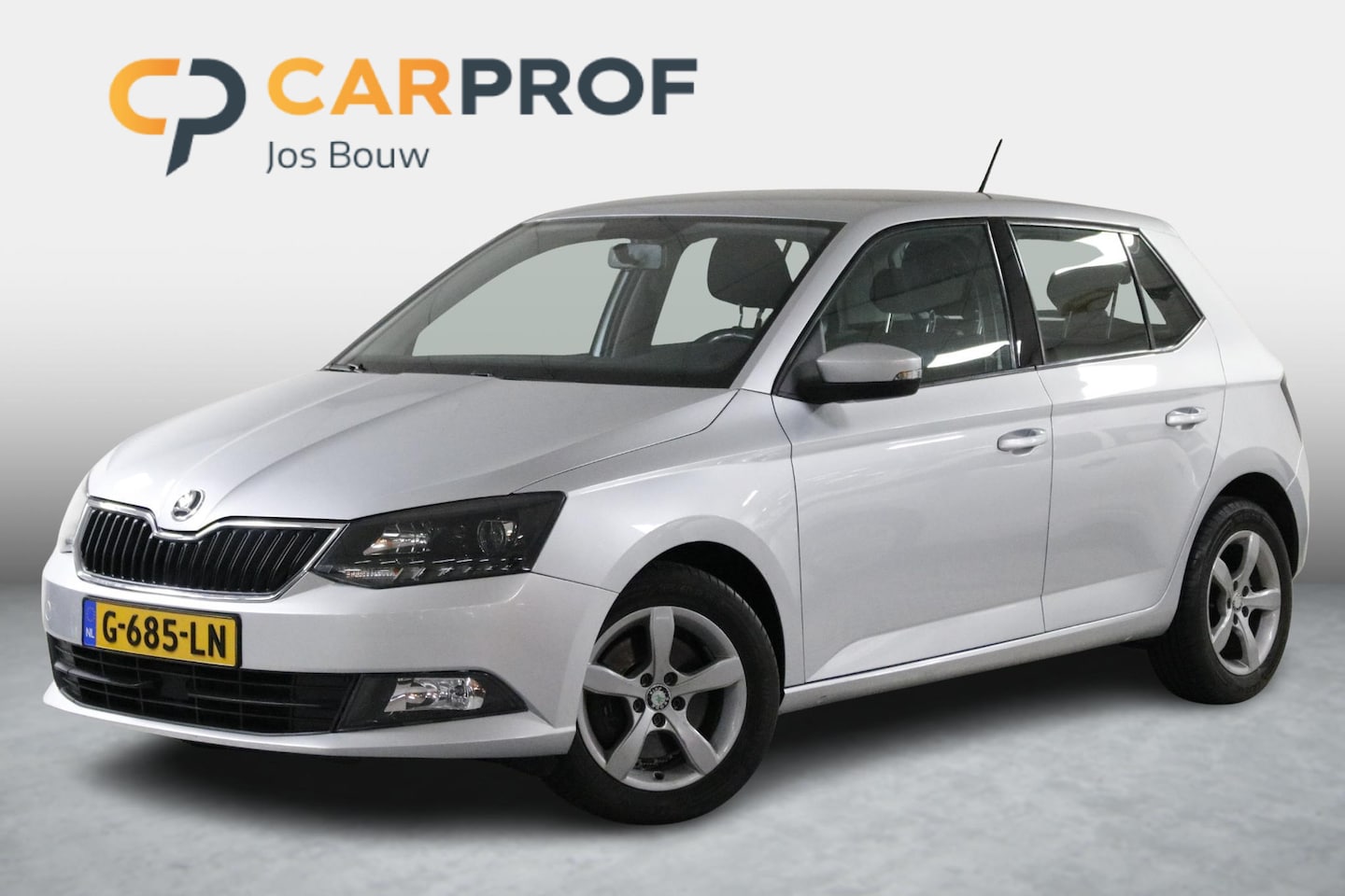 Skoda Fabia - 1.2 TSI Ambition Automaat! Airco | Cruise | Bluetooth | Trekhaak. - AutoWereld.nl
