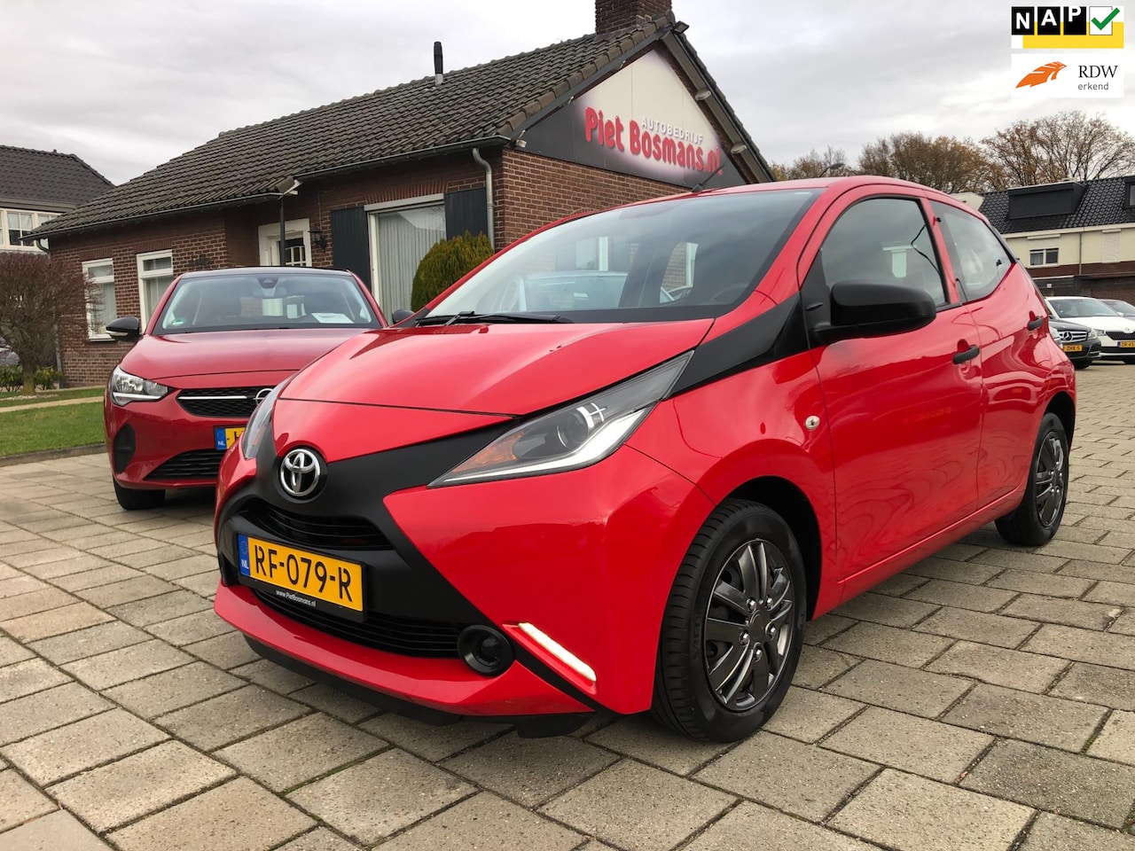 Toyota Aygo - 1.0 VVT-i x-fun 1.0 VVT-i x-fun - AutoWereld.nl