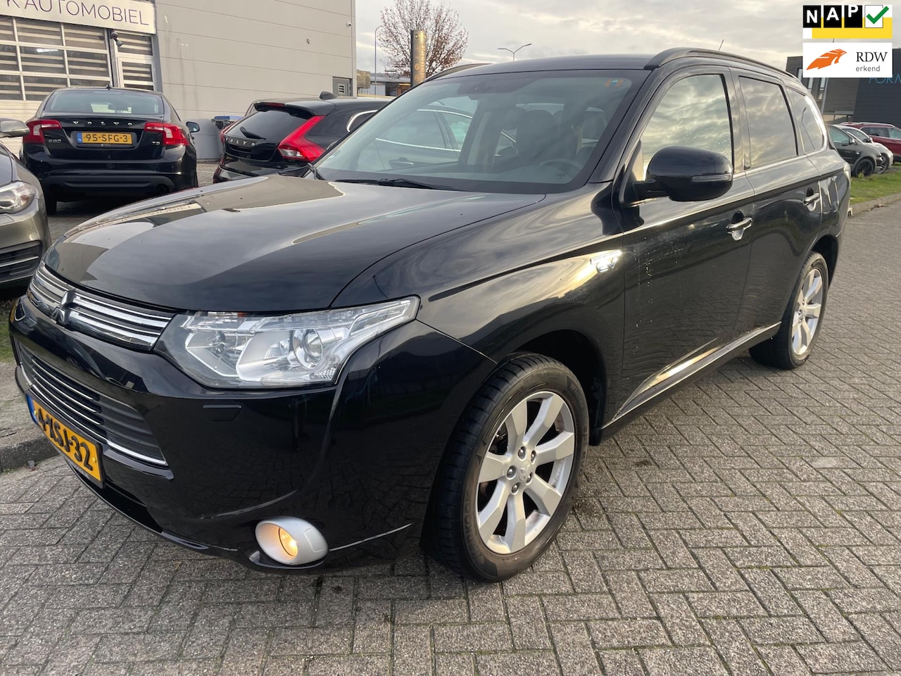 Mitsubishi Outlander - 2.0 PHEV Executive Edition Garantie - AutoWereld.nl