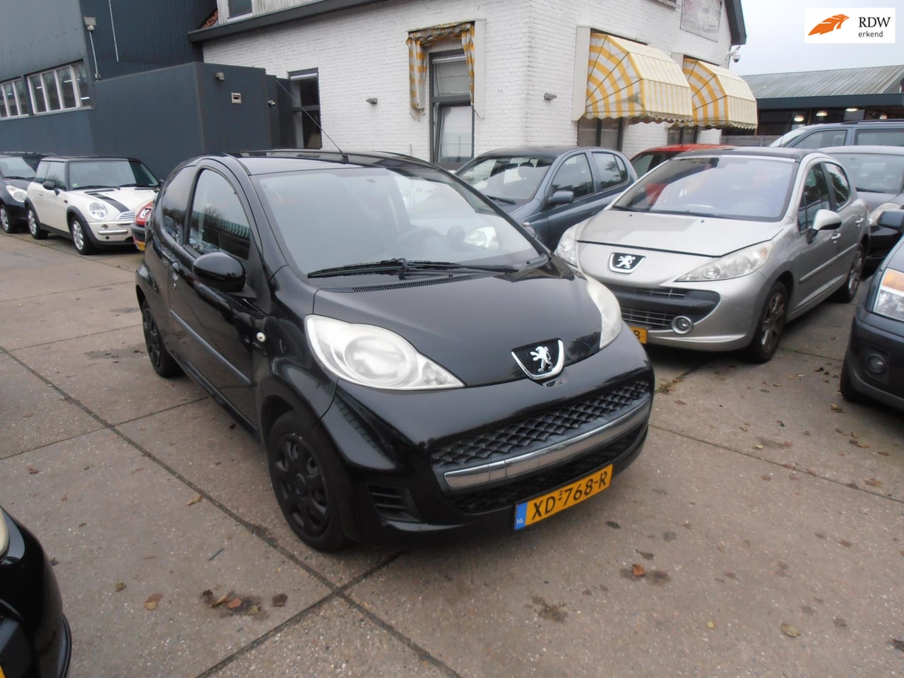 Peugeot 107 - 1.0-12V XR st bekr airco elek pak nap apk - AutoWereld.nl