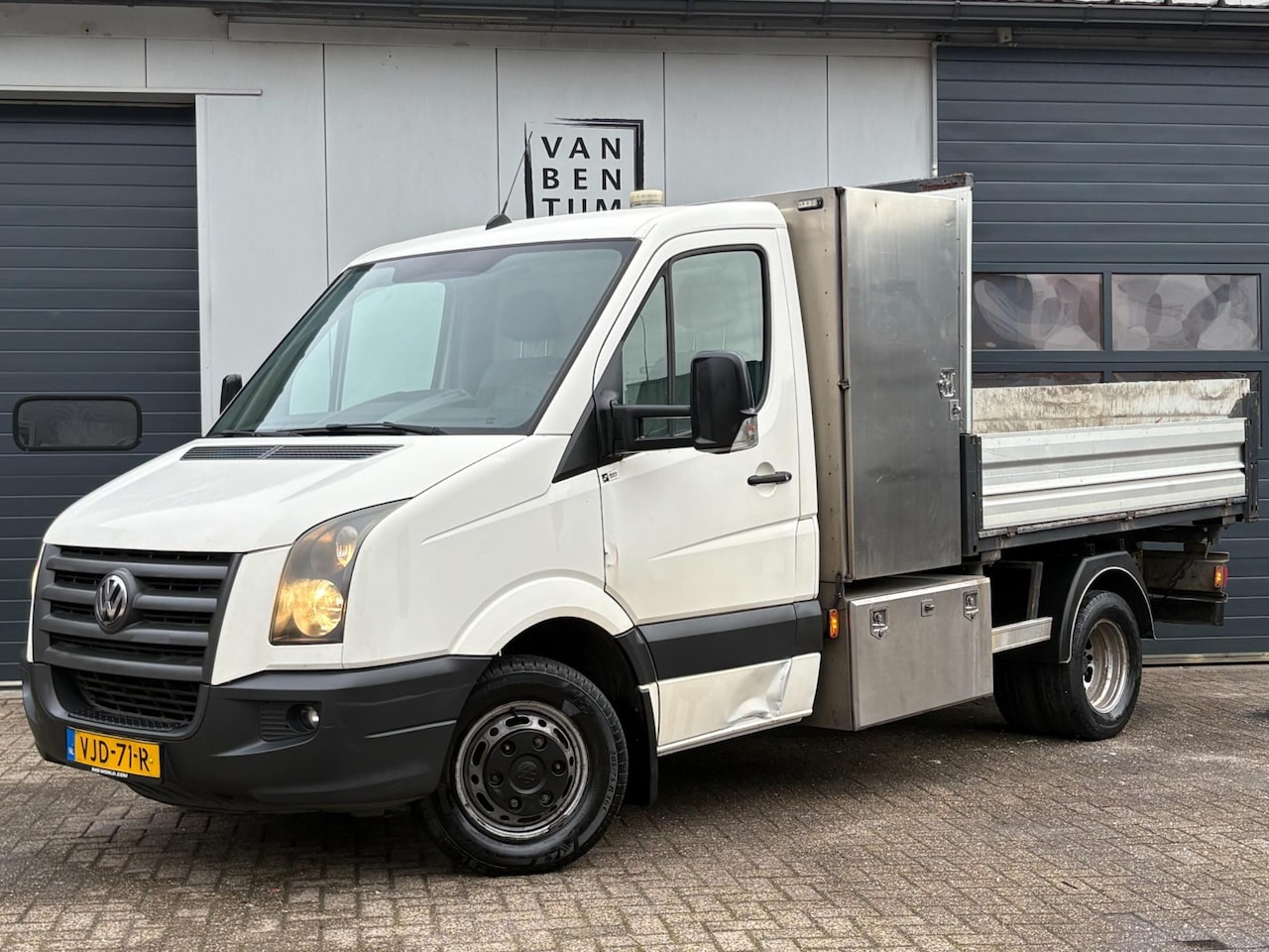 Volkswagen Crafter - 35 2.5TDI 109pk Autom. Airco 3-zijdige KIPPER! - AutoWereld.nl