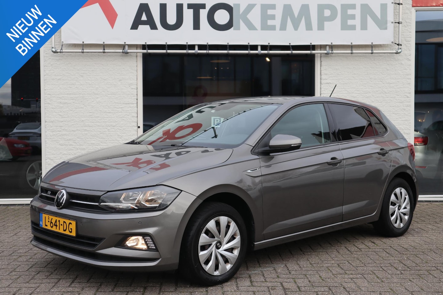 Volkswagen Polo - 1.0 TSI COMFORTLINE ADAPTIVE CRUISE|APPLE CARPLAY|NAVIGATIE - AutoWereld.nl