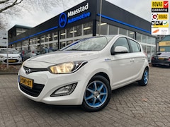 Hyundai i20 - 1.2i i-Deal