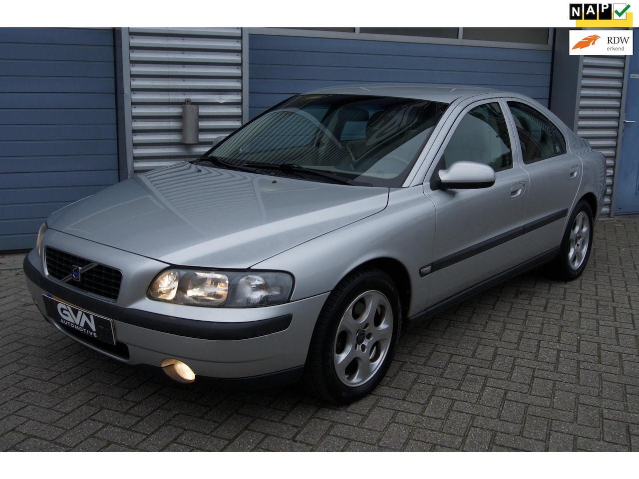 Volvo S60 - 2.4 T Geartronic Sport| NAP | 193pk | Boekjes Compleet - AutoWereld.nl