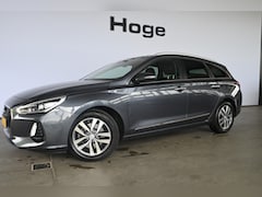 Hyundai i30 Wagon - 1.4 T-GDI Premium Clima Cruise Control Navigatie LED Rijklaarprijs Inruil Mogelijk
