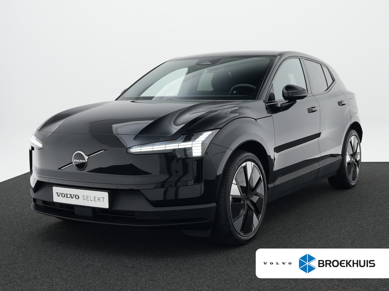 Volvo EX30 - Twin Motor Performance Plus 428pk | 69 kWh | Harman Kardon | 20" | Getint Glas | Climate-P - AutoWereld.nl