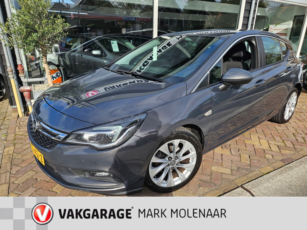 Opel Astra - 1.4 Turbo innovation,leuke uitvoering,mooie kleur - AutoWereld.nl