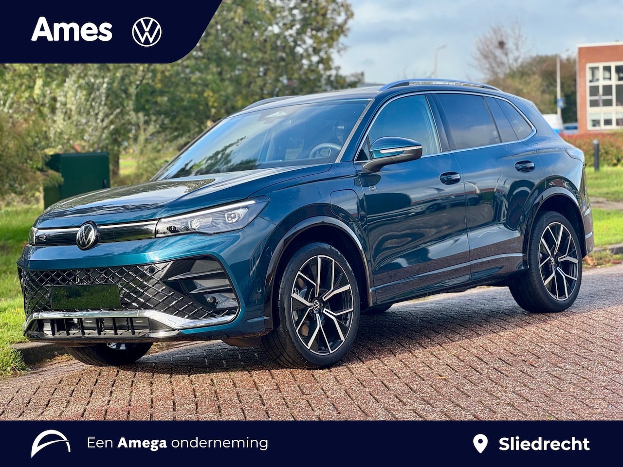 Volkswagen Tiguan - 1.5 eHybrid 204pk DSG R-Line Edition Panoramadak | Stoel- en stuurverwarming - AutoWereld.nl