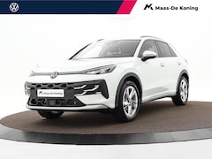 Volkswagen T-Roc - Life First Edition 1.5 eTSI 116 PK 7 versn. DSG · Comfort Pakket · Achteruitrijcamera · Dr