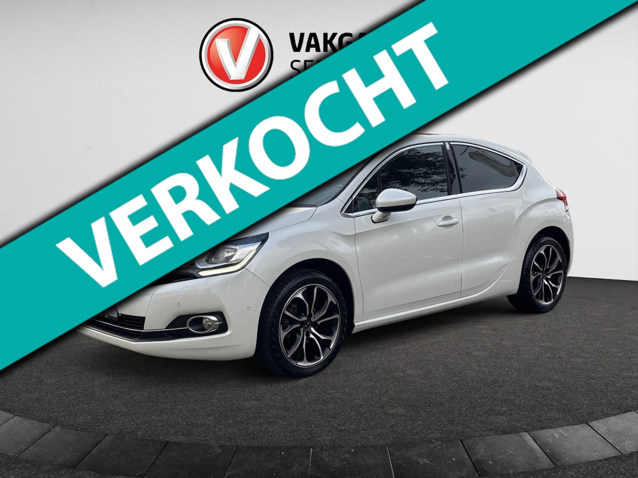 DS 4 - 1.2 PureTech Business | Clima | Navi | Cruise | Slechts 41.000 KM | Distributie 2025 Ver. - AutoWereld.nl
