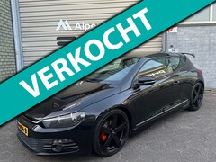 Volkswagen Scirocco - 1.4 TSI Highline Airco / Stoelverwarming / PDC / 19'' LM Velgen / Lederen stoelen