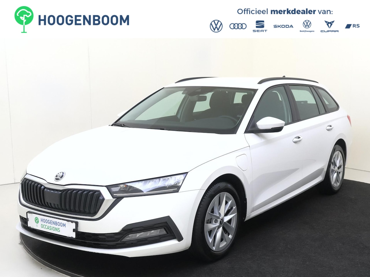 Skoda Octavia Combi - 1.4 TSI iV PHEV | SoH 98% | Cruise control | CarPlay | Elektrisch inklapbare buitenspiegel - AutoWereld.nl