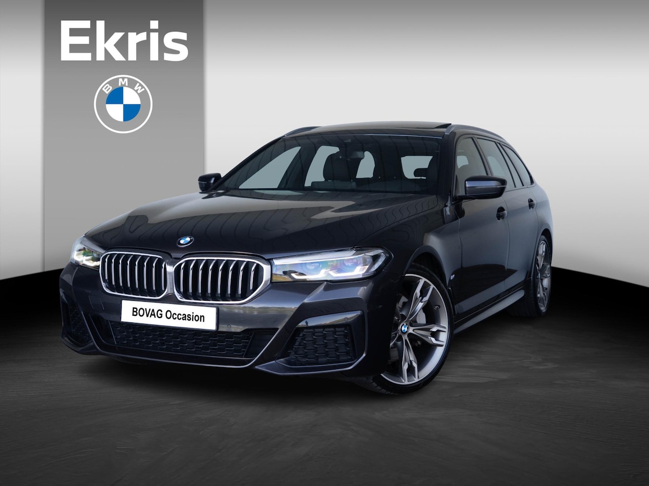 BMW 5-serie Touring - 530i xDrive | M Sportpakket | Verwarmd Stuurwiel | Achteruitrijcamera | Panoramadak | Stoe - AutoWereld.nl