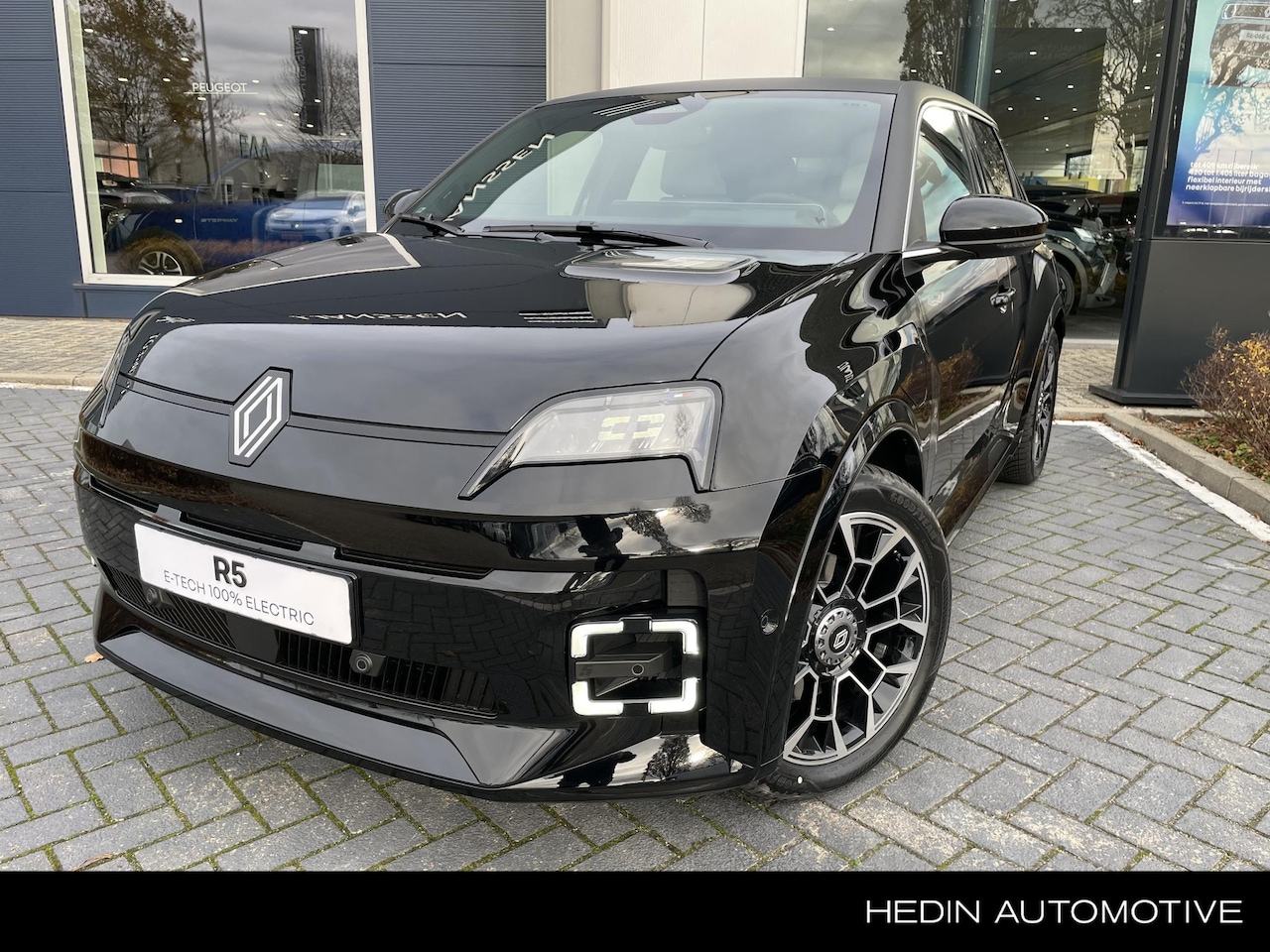 Renault 5 - comfort range Roland-Garros 52 kWh | all weather banden | satijn zwarte dakafwerking | pac - AutoWereld.nl