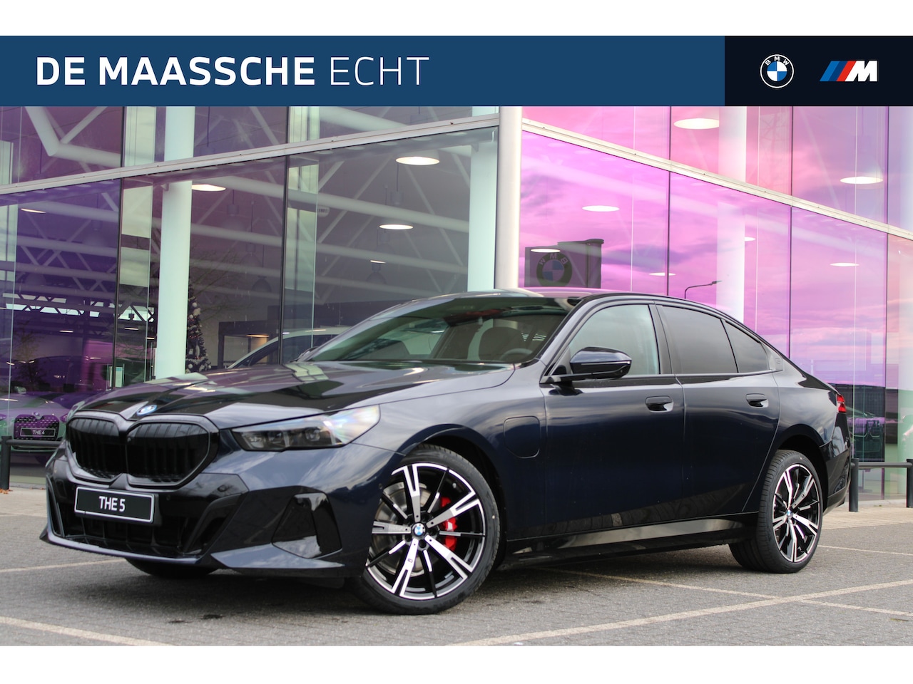 BMW 5-serie - 530e M Sport Automaat / Panoramadak / Stoelventilatie / Comfort Access / M Sportonderstel - AutoWereld.nl