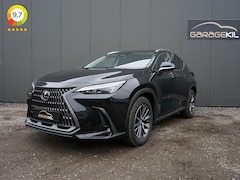 Lexus NX - 450h+ AWD Executive Line Dealeronderh. / Smartphone integratie / Stoelventilatie / 360 cam