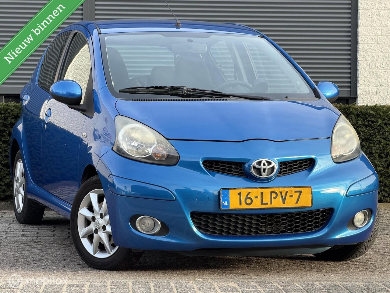 Toyota Aygo - 1.0-12V Comfort|NAP|APK|CRUISE|AIRCO - AutoWereld.nl