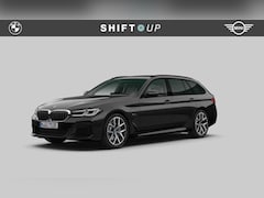 BMW 5-serie Touring - 530e M-Sport | Panoramadak | Comfort Zetels | Comfort Access