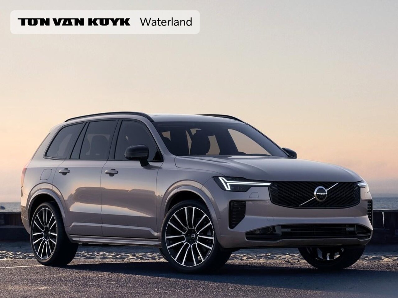 Volvo XC90 - 2.0 T8 Plug-in hybrid AWD Ultra Dark Automaat / Panoramadak / Luchtvering / 22" velgen / P - AutoWereld.nl