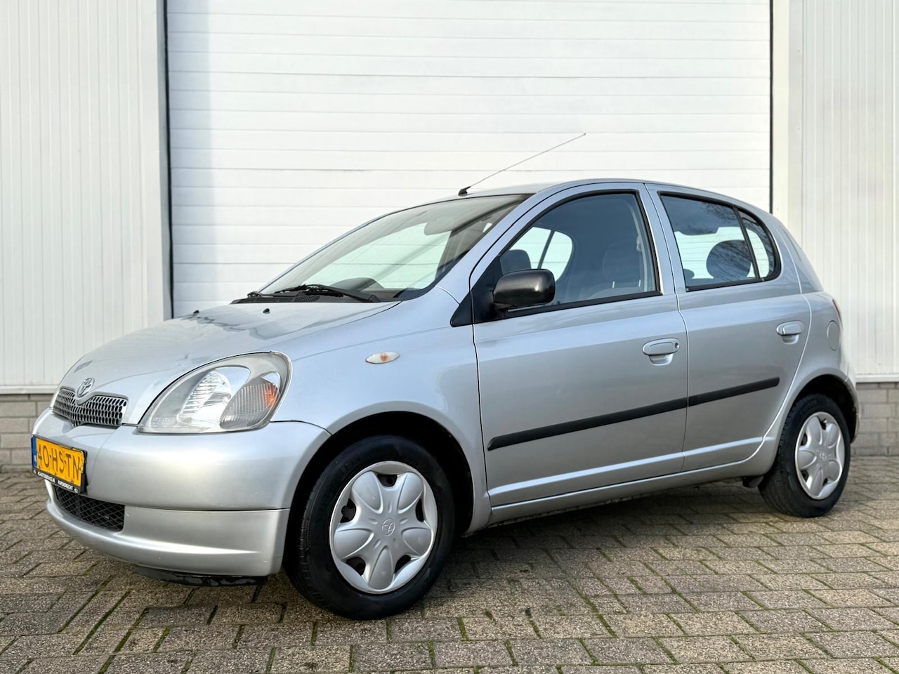 Toyota Yaris - 1.3-16V VVT-i Sol Airco Elektrische ramen APK NAP - AutoWereld.nl