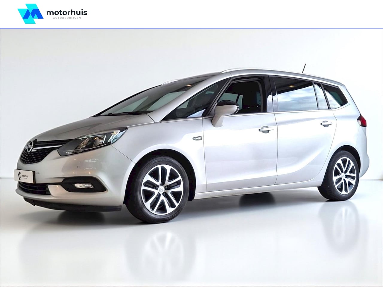 Opel Zafira Tourer - 1.6 Turbo 136pk Start/Stop Online Edition 7P CAMERA NAVI APPLE CARPLAY - AutoWereld.nl