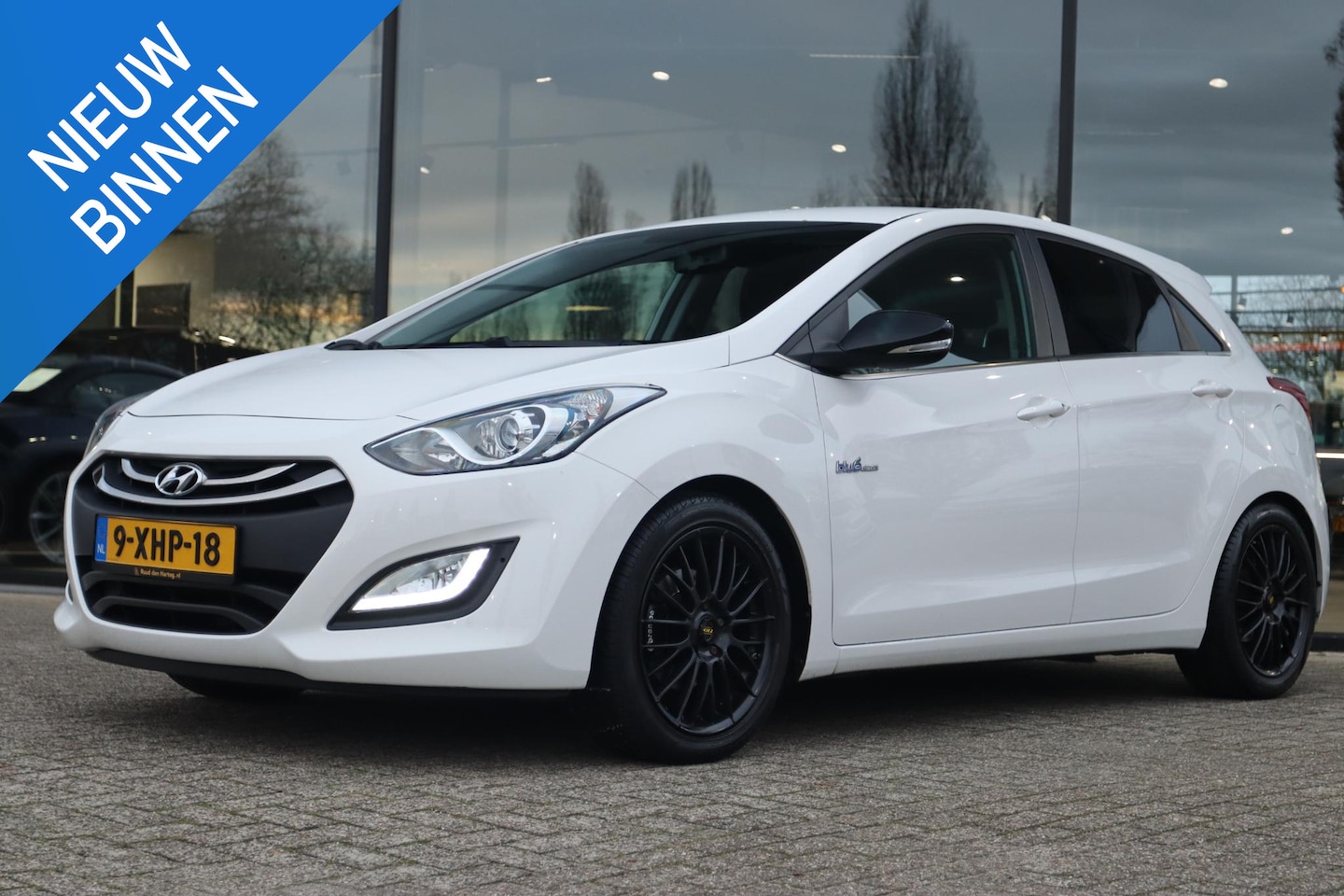 Hyundai i30 - 1.6 GDI GO! | CAMERA | AFN. TREKHAAK | STOELVERW. | CRUISE | CLIMATE | PDC - AutoWereld.nl