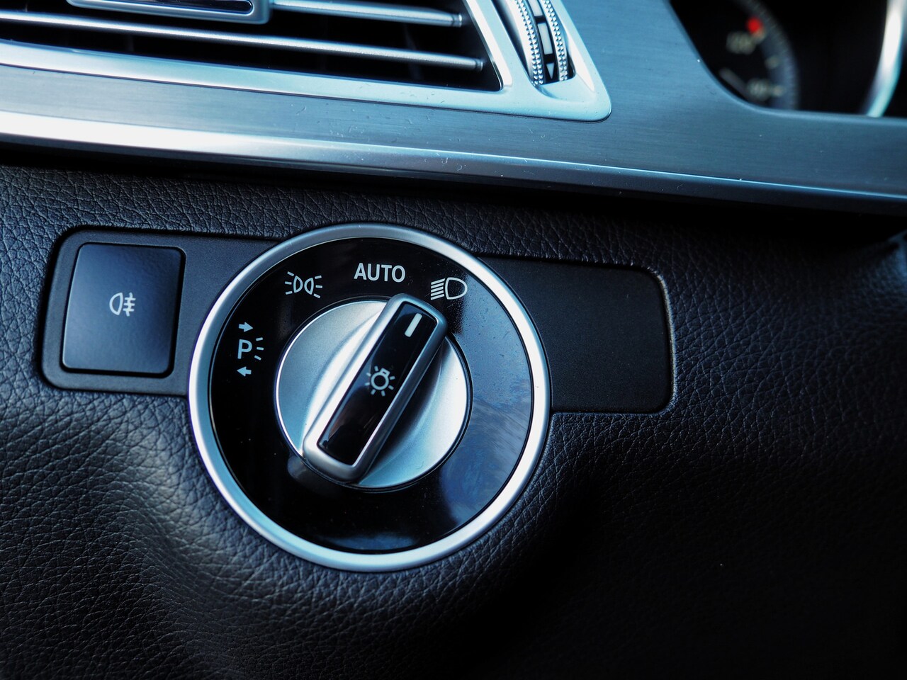 Mercedes-Benz E-klasse Estate - 250 Ambition CLIMA CRUISE NAVI PARKEER S.